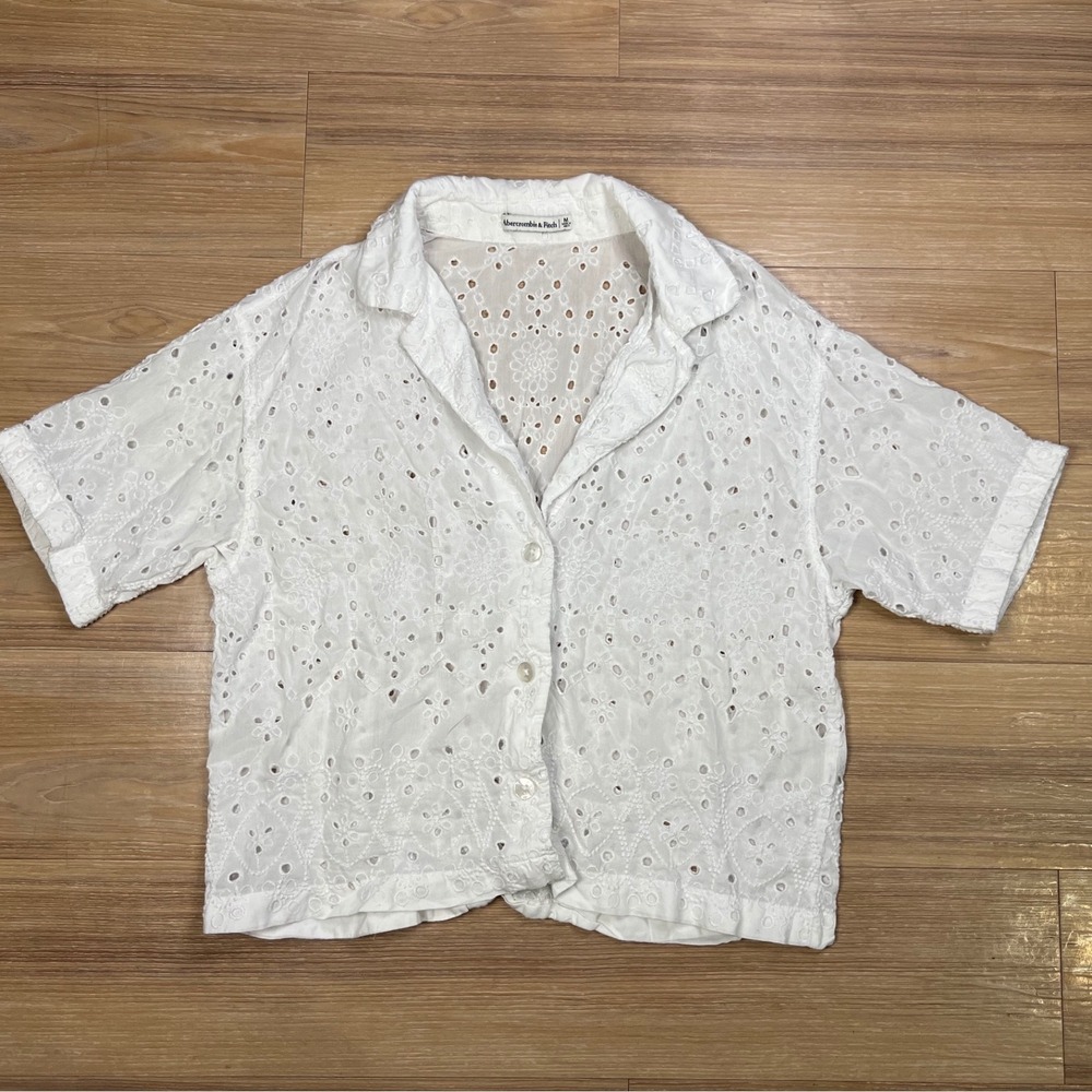 Abercrombie & Fitch Womens Eyelet Button Up Shirt Camp Collar White Medium